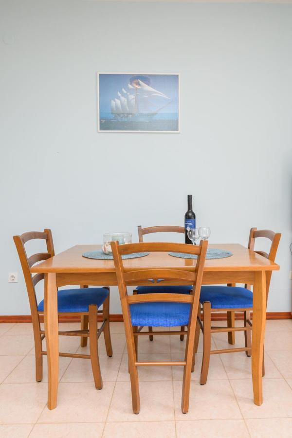 Apartments Marina Veskovic Nerezine Eksteriør bilde